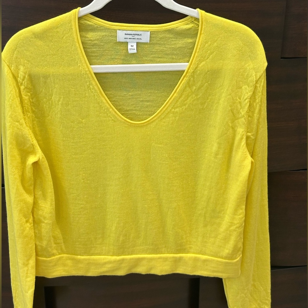 Banana Republic Factory 100% Merino Wool Cropped Sweater | M | LemonCandy Yellow